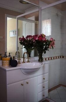 Cutmore Cottages - Bagala Bungalow - Brisbane 4u 11