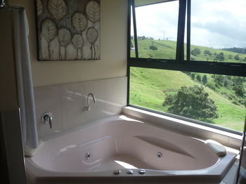 Bald Knob QLD Tourism Brisbane