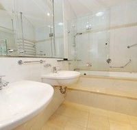 Neutral Bay 46 Young Furnished Apartment - Tourism Brisbane