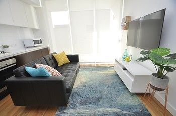 Neutral Bay 4 Young Furnished Apartment - Tourism Brisbane 8