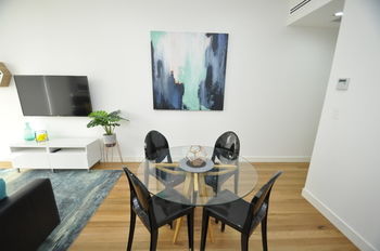 Neutral Bay 4 Young Furnished Apartment - Tourism Brisbane 13