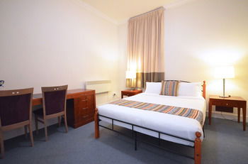 The Hallows Accommodation - Brisbane 4u 0