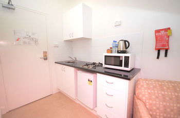 The Hallows Accommodation - Brisbane 4u 3