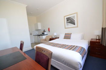 The Hallows Accommodation - Brisbane 4u 10