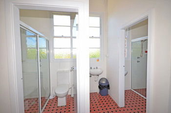 The Hallows Accommodation - Brisbane 4u 23
