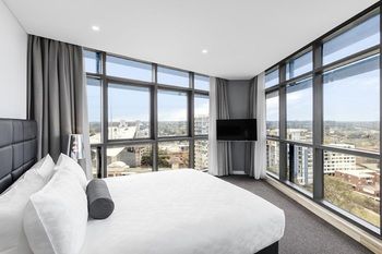Meriton Serviced Apartments Church Street - Brisbane 4u 18