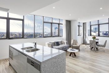 Meriton Serviced Apartments Church Street - Brisbane 4u 23