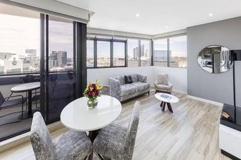 Meriton Serviced Apartments Church Street - Brisbane 4u 26