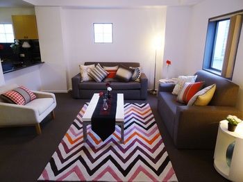 Anchor On Paramount - Brisbane 4u 17