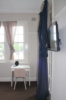 Annandale Hotel - Brisbane 4u 4