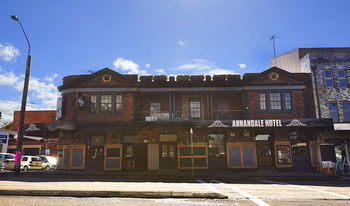 Annandale Hotel - Brisbane 4u 28