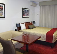 BEST WESTERN Ensenada Motor Inn - Brisbane 4u