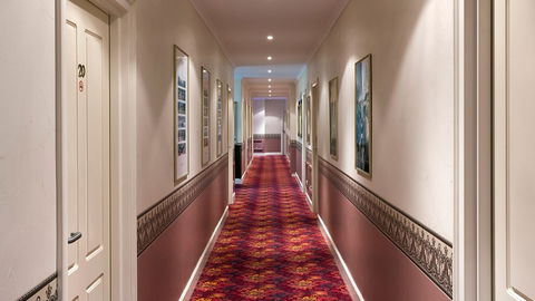 BEST WESTERN Ensenada Motor Inn - Brisbane 4u 3
