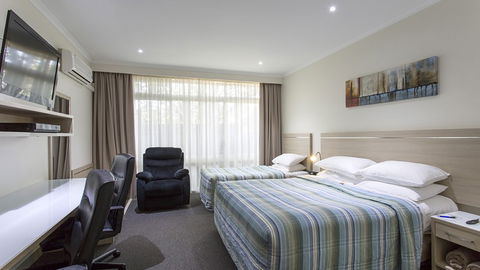 BEST WESTERN Aspen And Apartments - Tourism Brisbane 0