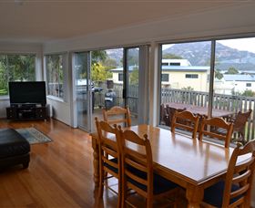 Amos Cottage - Tourism Brisbane 1