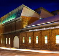 Old Woolstore Apartment Hotel - The