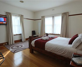 Hopkins On Charles - Brisbane Tourism 0