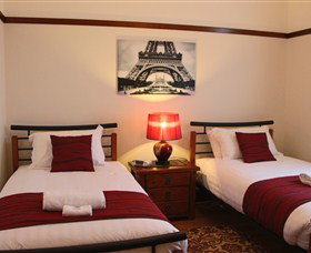 Hopkins On Charles - Brisbane Tourism 5