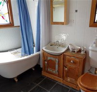 Peck's on Pine Victorian Cottage - Tourism Brisbane