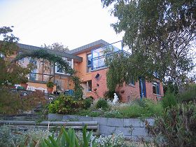 Alexanders Airport Accommodation - Tourism Brisbane 0
