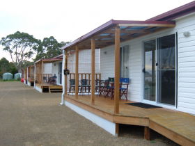 South Arm Cabin Retreat - Brisbane Tourism 0