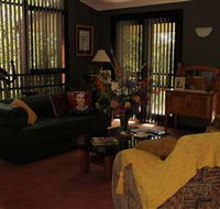 Asimatree Bed  Breakfast and Art Garden - Brisbane 4u