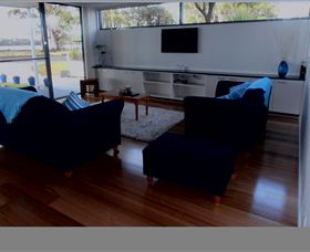 Tuckers Rocks Cottage - Brisbane 4u 1
