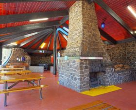 Discovery Holiday Parks Cradle Mountain Cosy Cabins - Tourism Brisbane 1