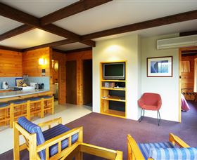 Edge Of The Bay Resort - Tourism Brisbane 4