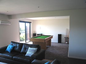 Bicheno Holiday Rentals - 39 Morrison Street - Brisbane 4u 1