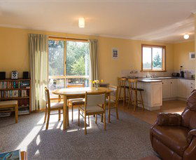 Shuckers Cottages - Brisbane 4u 2