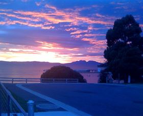 Amos House And Swansea Ocean Villas - Brisbane 4u 4
