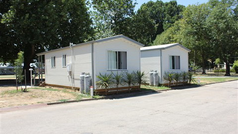 Myrtleford Holiday Park - Tourism Brisbane 0