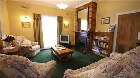 Airleigh-Rose Cottage - Brisbane 4u 2