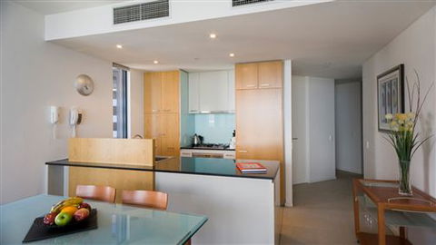 Apartments Melbourne Domain Docklands - Brisbane 4u 0