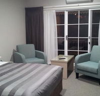 John Bright Motor Inn - Tourism Brisbane