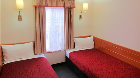 Hermitage Motor Inn - Brisbane 4u 7