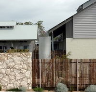 Oceanic Sorrento - Motel Apartments - Tourism Brisbane