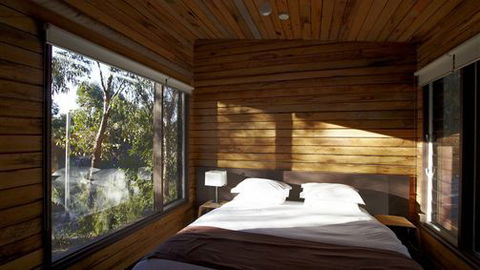 DULC Holiday Cabins - Brisbane 4u 5