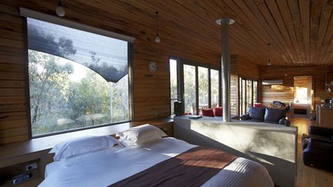 DULC Holiday Cabins - Brisbane 4u 6