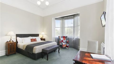 The Riversleigh - Brisbane 4u 1