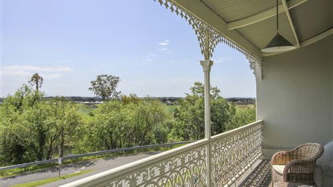 The Riversleigh - Brisbane 4u 5