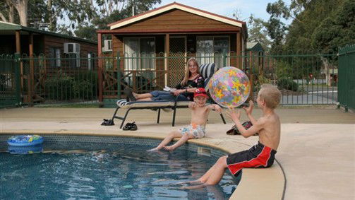 Lake Fyans VIC Brisbane 4u