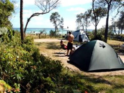 Flinders Beach Foreshore Camping Grounds - Tourism Brisbane 0
