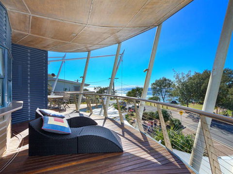 Saltwater Units - Tourism Brisbane 0