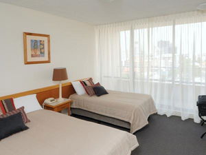 The Summit Apartments