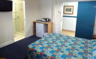 Acacia Inner City Inn - Brisbane 4u 3