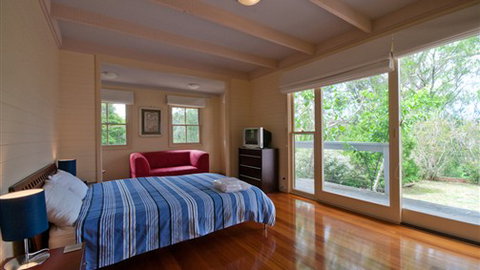 HolidayMakers - Brisbane Tourism 2