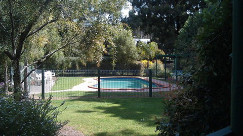 Fernleigh Farmstay & Bike Park - Tourism Brisbane 0