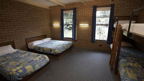 Feathertop Chalet - Tourism Brisbane 0